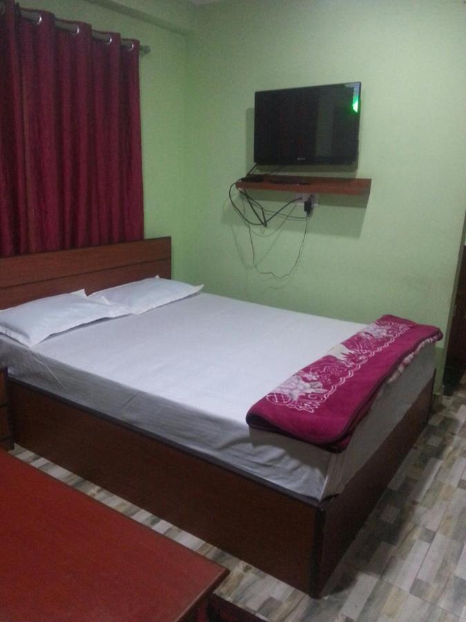 Apartment Rupas Kathmandu Esterno foto
