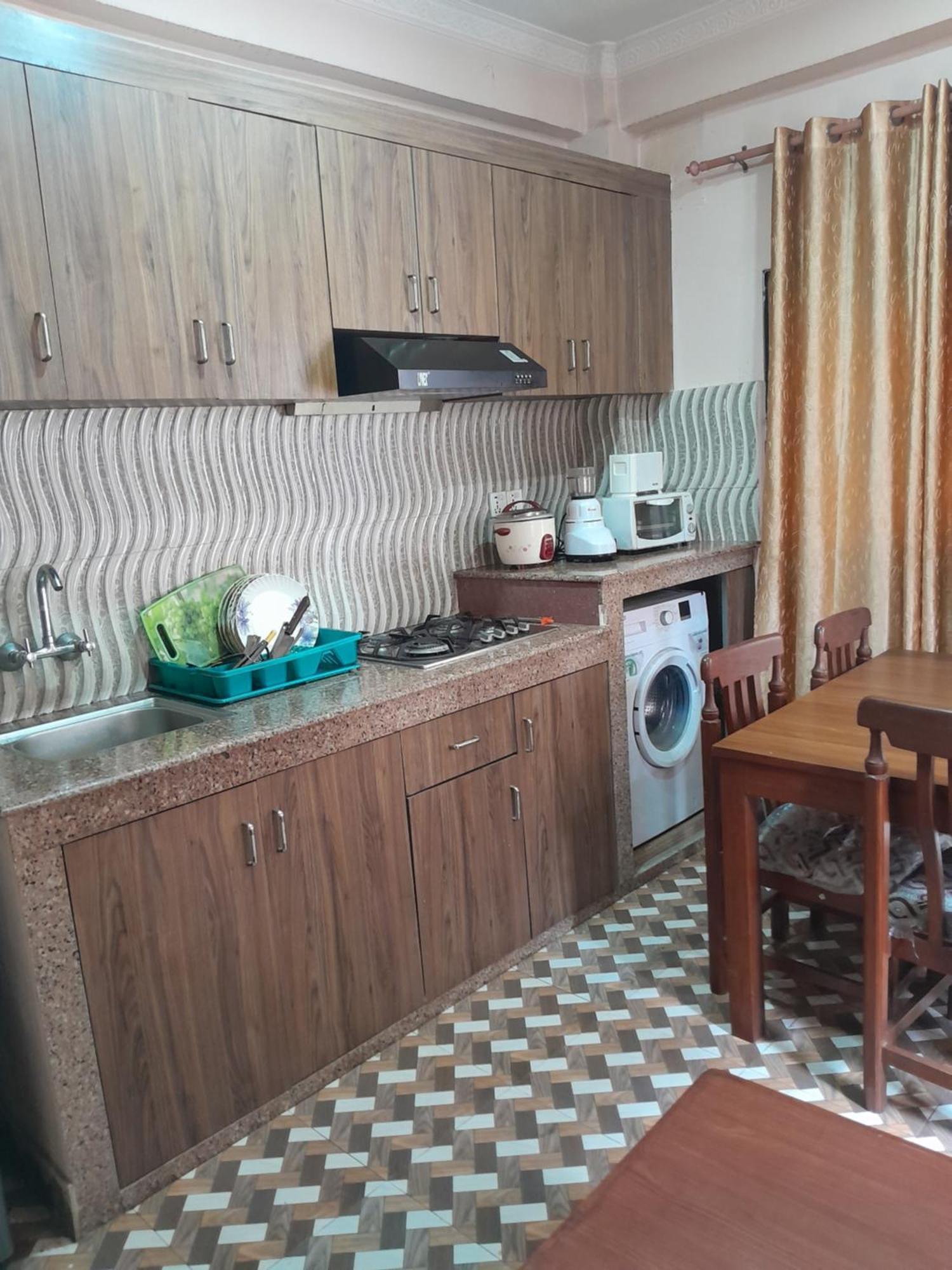 Apartment Rupas Kathmandu Esterno foto