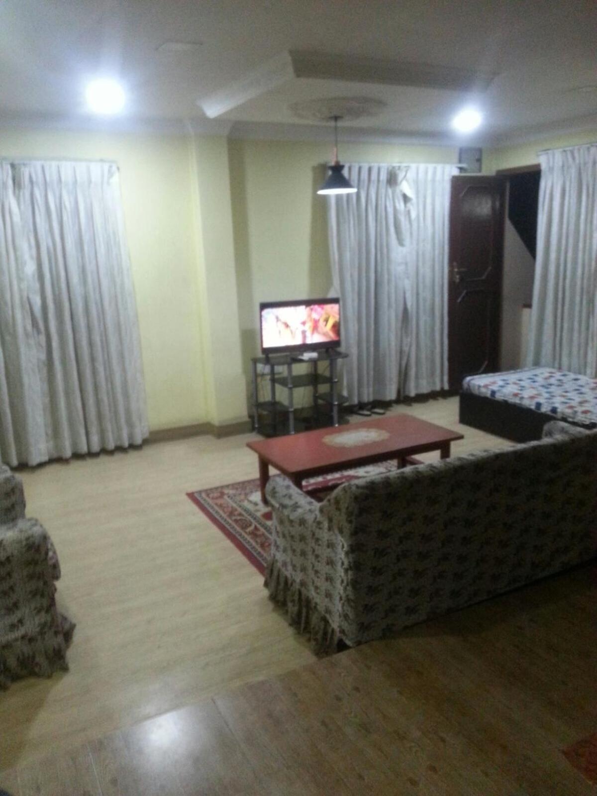 Apartment Rupas Kathmandu Esterno foto
